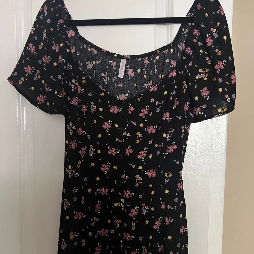 Floral dress - Picture 4 of 7